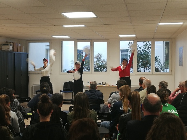 Retour en images sur "l'Apéro théâtre" - "Stop au Sexisme dans le Sport" Retour en images sur "l'Apéro théâtre" - "Stop au Sexisme dans le Sport"