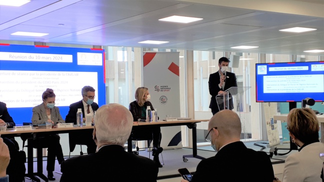 Conférence Régionale du Sport en Ile-de-France et Projet Sportif Territorial Conférence Régionale du Sport en Ile-de-France et Projet Sportif Territorial