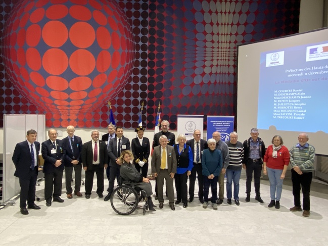 Cérémonie de remise des médailles de la Jeunesse, des Sports et de l'Engagement associatif Cérémonie de remise des médailles de la Jeunesse, des Sports et de l'Engagement associatif