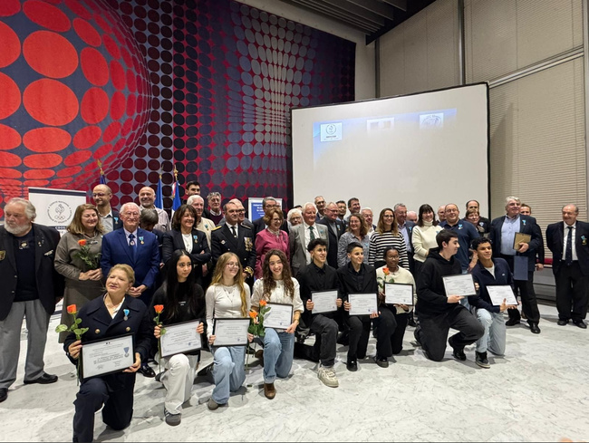 Cérémonie de remise des médailles de la Jeunesse, des Sports et de l’Engagement associatif 2025 Cérémonie de remise des médailles de la Jeunesse, des Sports et de l’Engagement associatif 2025