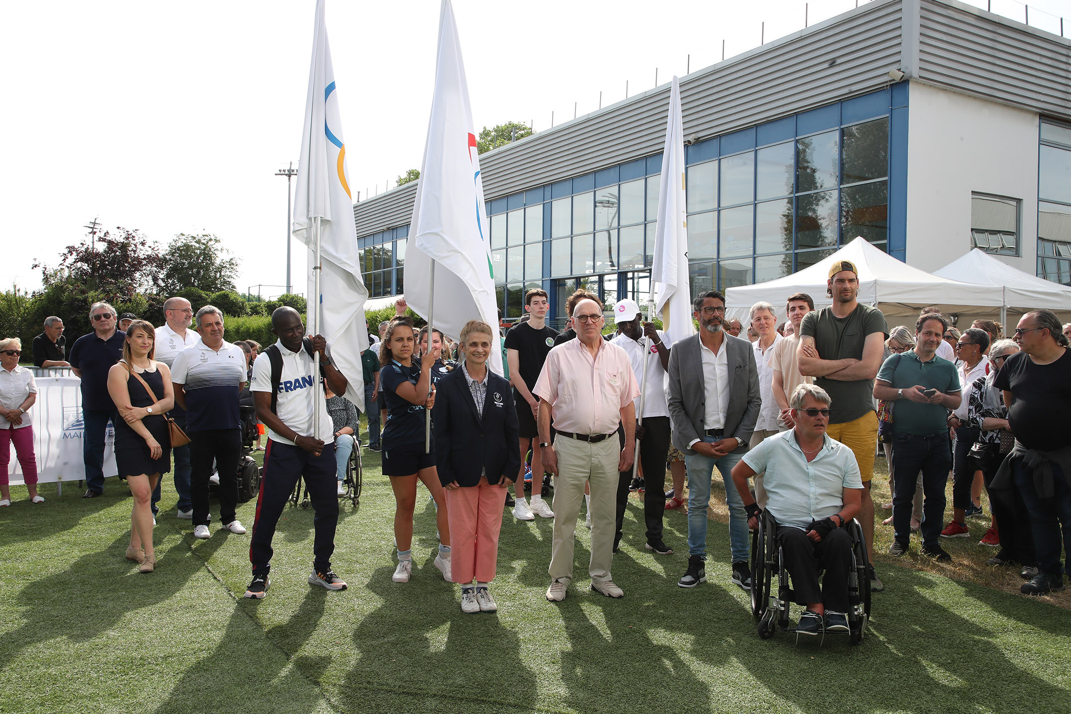 Inauguration de la Piscine olympique Maurice Thorez et accueil des Drapeaux à Nanterre - Retour en images
